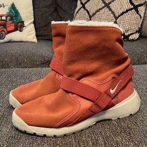 Women’s Nike Boots